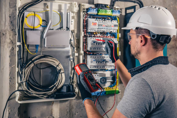 Best Local Electrician Companies  in Sigourney, IA